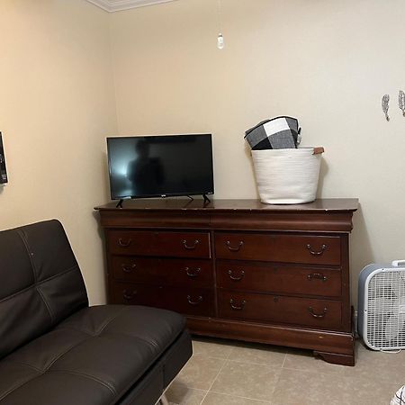 Near Airport Guest Suite 앵커리지 외부 사진