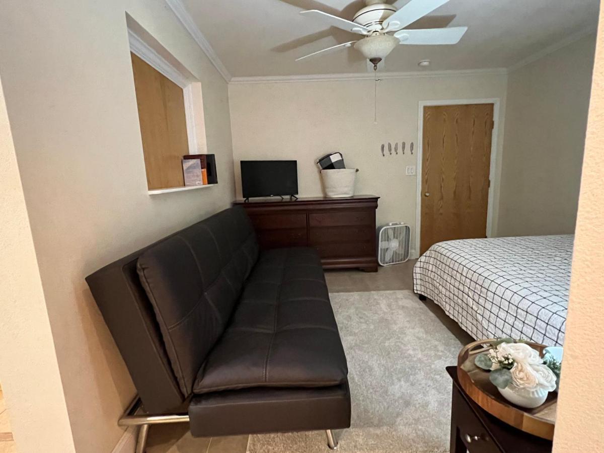 Near Airport Guest Suite 앵커리지 외부 사진